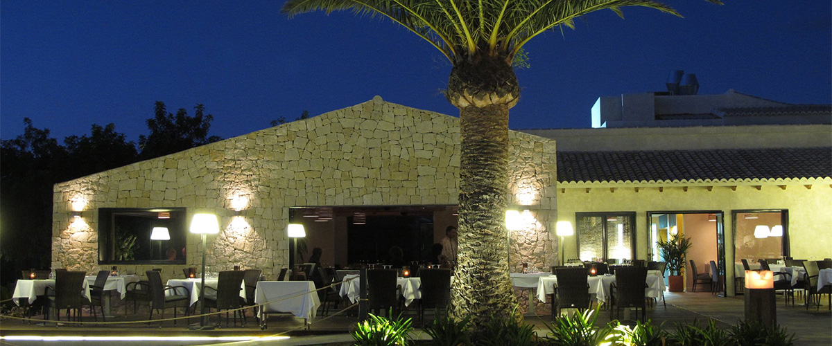 Restaurante BonAmb - Vistas nocturnas del restaurante en Jávea.