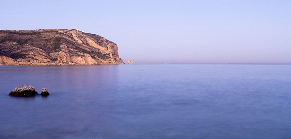 Abahana Villas - Sunrise at Cabo de San Antonio in Jávea.