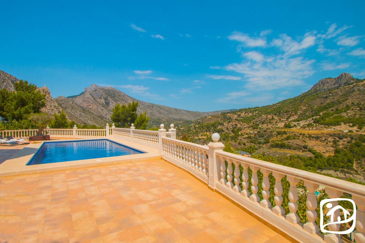 Alquiler villa CIUDADELA en calpe Alquiler villa CIUDADELA en calpe