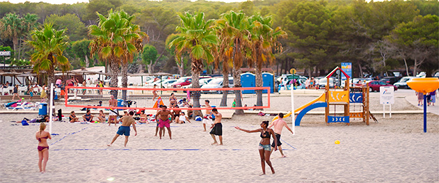 Abahana Villas - Torneos públicos de voley en la playa de l'Ampolla. Abahana Villas - Torneos públicos de voley en la playa de l'Ampolla.