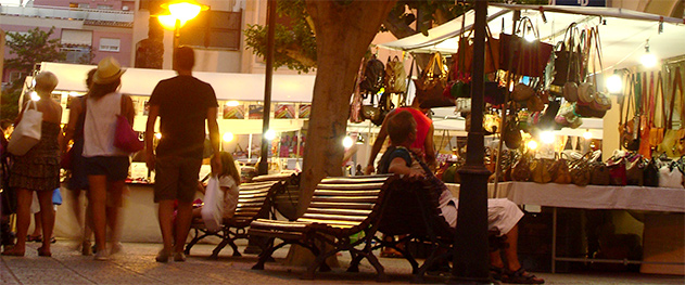 Abahana Villas - Mercadillos nocturnos de marroquinería y abalorios. Abahana Villas - Mercadillos nocturnos de marroquinería y abalorios.