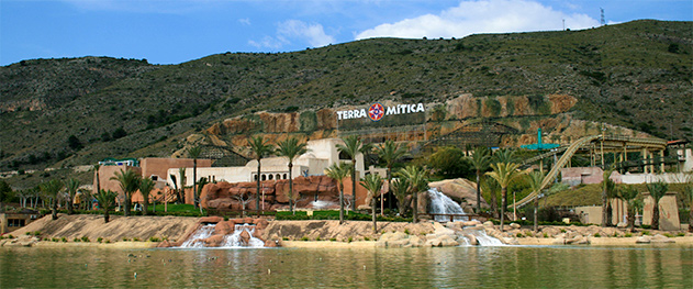 Turismo Benidorm - Parque de atracciones Terra Mítica.