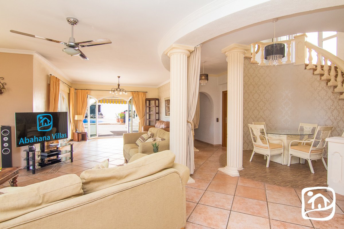 Location de villa CHAPLIN à calpe Location de villa CHAPLIN à calpe