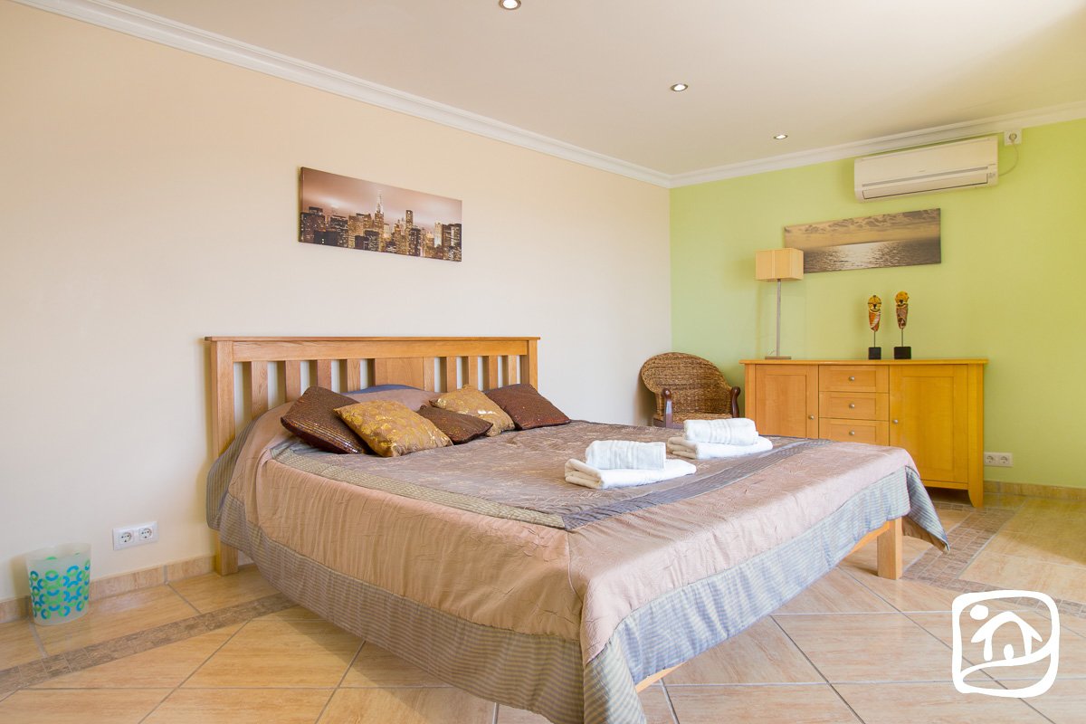 Location de villa CHAPLIN à calpe Location de villa CHAPLIN à calpe
