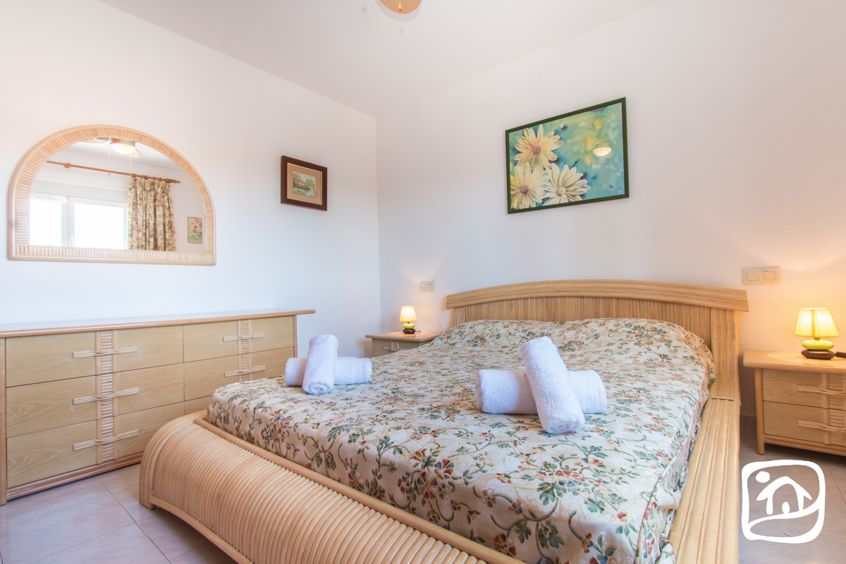 Аренда виллы LOLA в calpe Аренда виллы LOLA в calpe