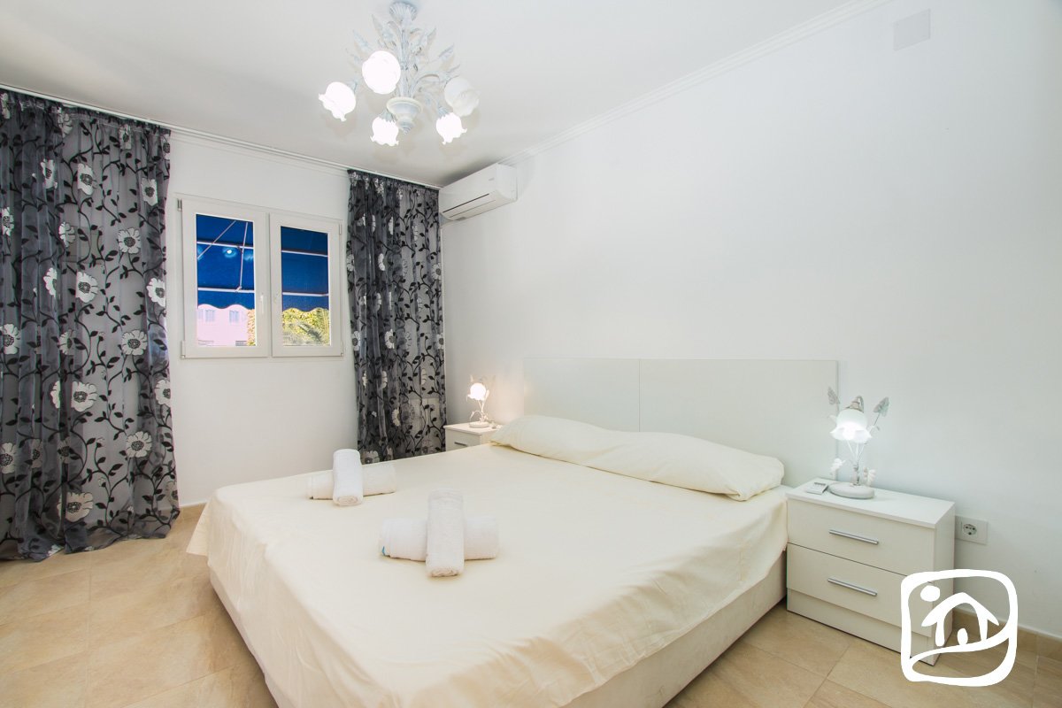 Alquiler villa RICA en calpe Alquiler villa RICA en calpe
