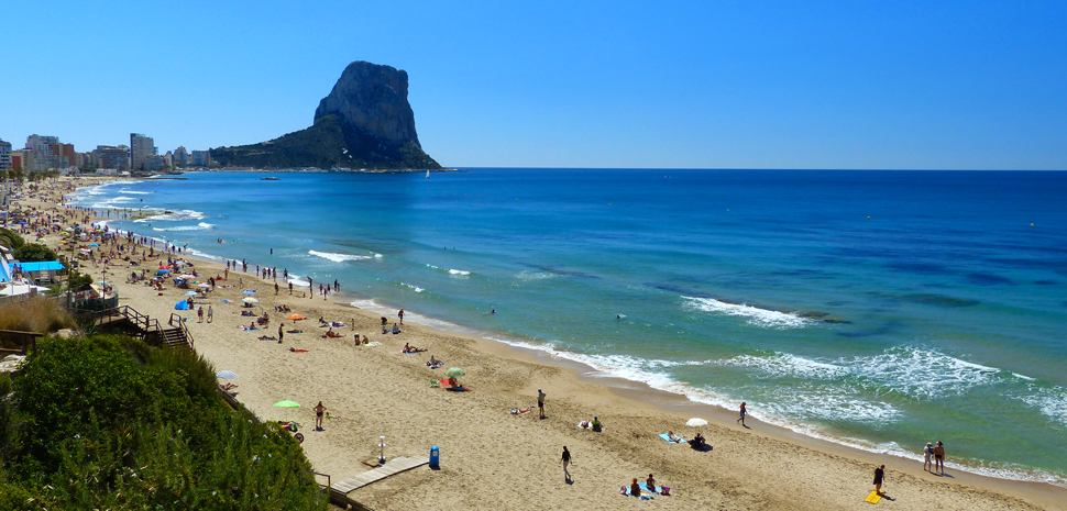 Abahana Villas - View of the Rock of Ifach from the Beach of the Arenal-Bol in Calpe.