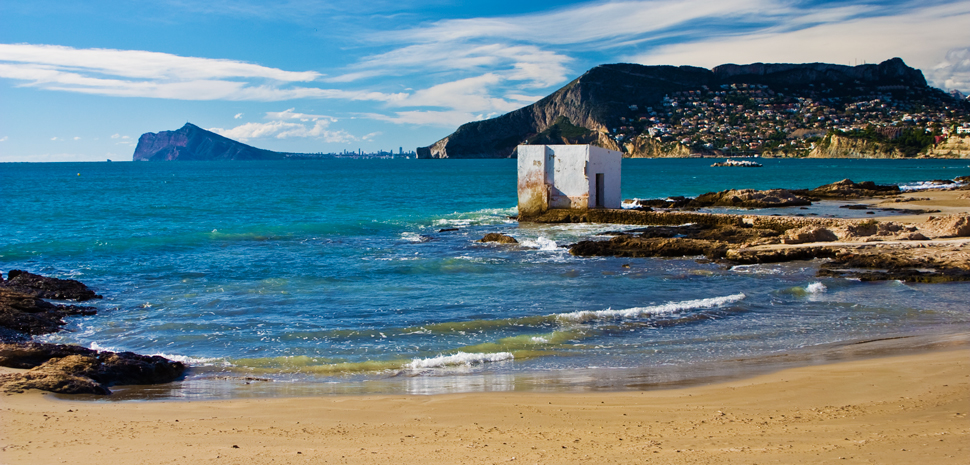 Abahana Villas - Views of Serra Gelada from Cove El Morello.