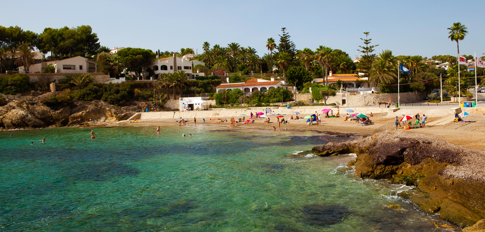 Abahana Villas - Beach of La Fustera de Benissa.