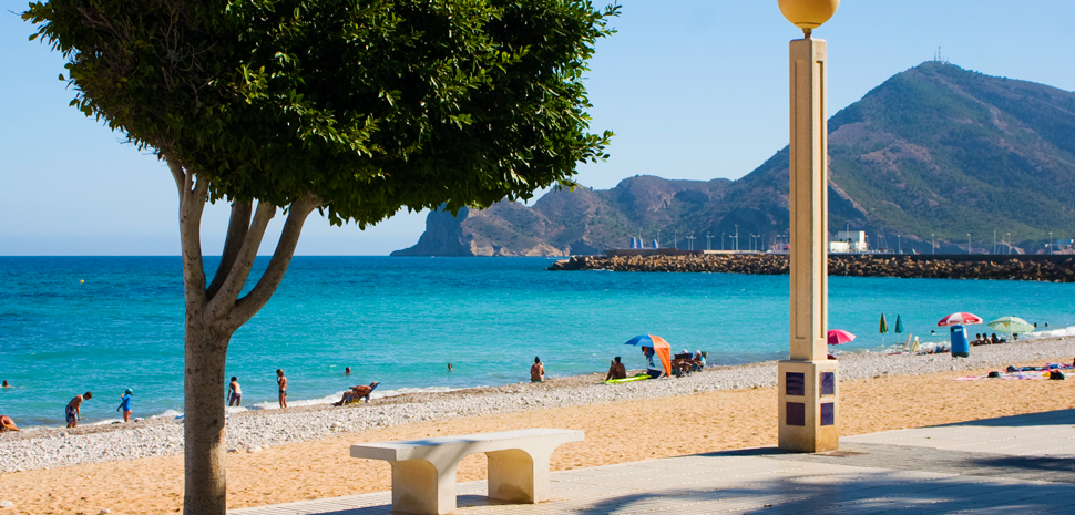 Abahana Villas - Views to Serra Gelada from the Beach of La Roda de Altea.