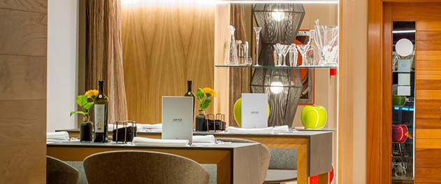 Abiss - Comedor de la gastro-barra. Abiss - Comedor de la gastro-barra.