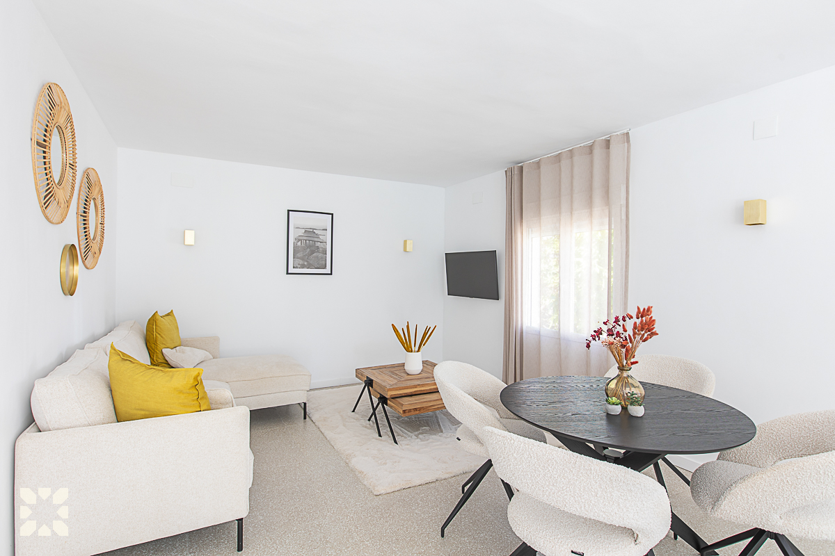 Imagen 13 - EMILIANA