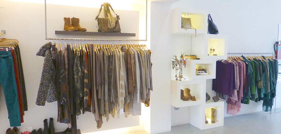Abahana Villas - Accessoires de mode et décontractés à la boutique Wanita à Moraira. Abahana Villas - Accessoires de mode et décontractés à la boutique Wanita à Moraira.