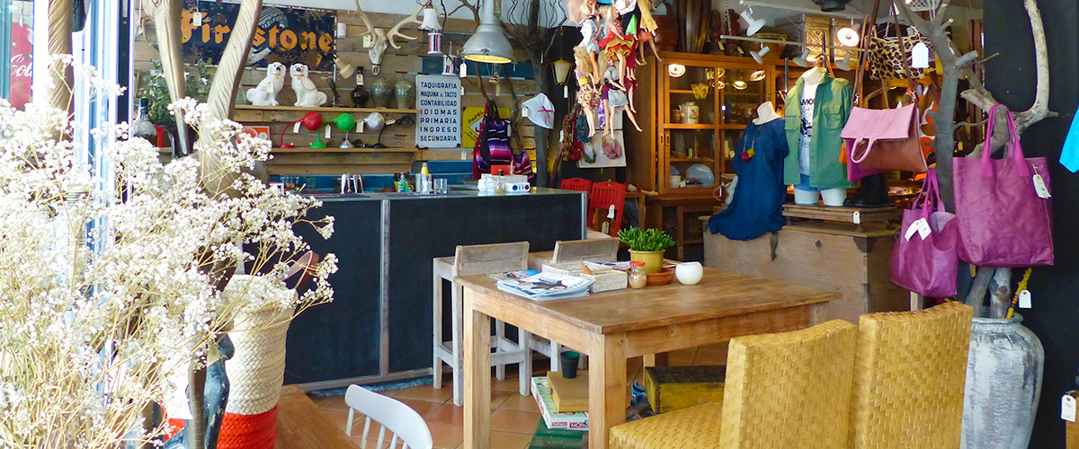 Abahana Villas - Innenraum von Planet Vintage in Altea.