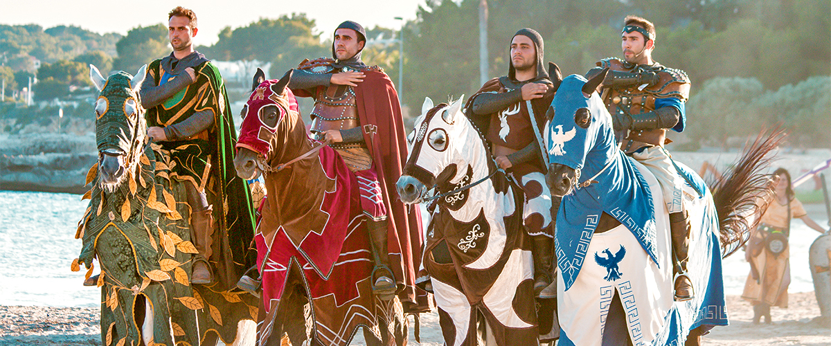 Abahana Villas - Espectáculo con caballos de la reconquista en la playa de Moraira.