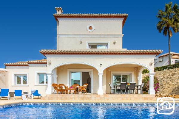 Alquiler villa LA PALOMA BLANCA en calpe