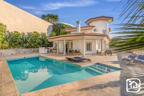 Alquiler villa AZAFRAN en calpe