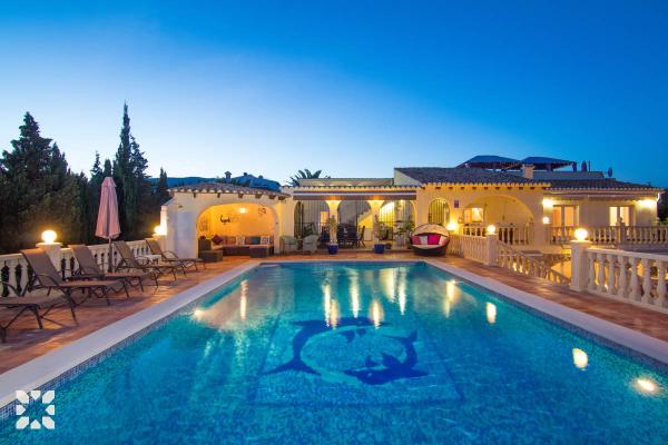 Alquiler villa AIRLIE en calpe