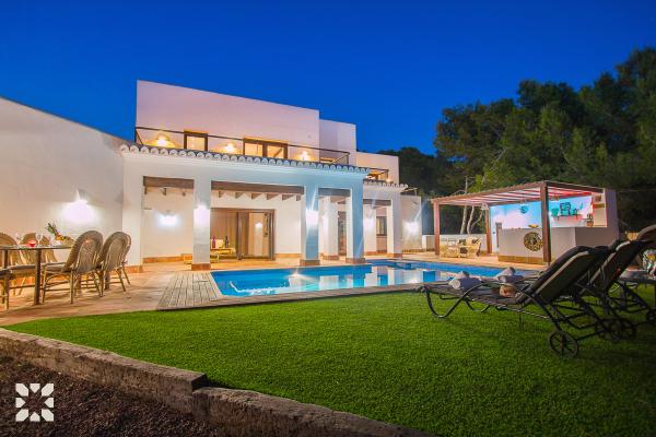 Alquiler villa WATERFRONT en moraira