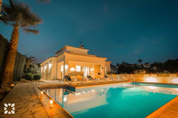 Alquiler villa BALADRAR en benissa