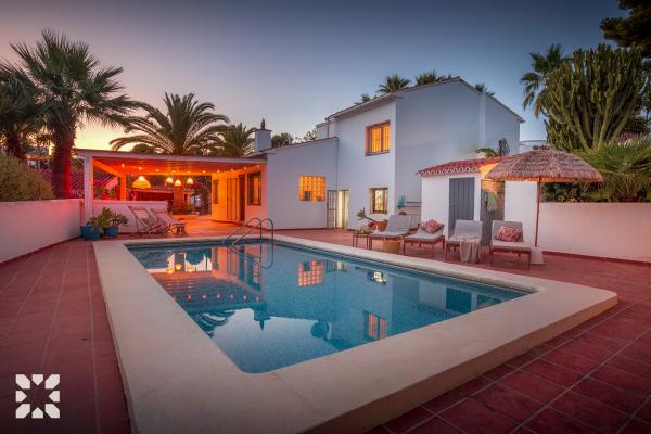 Alquiler villa YOJA en benissa