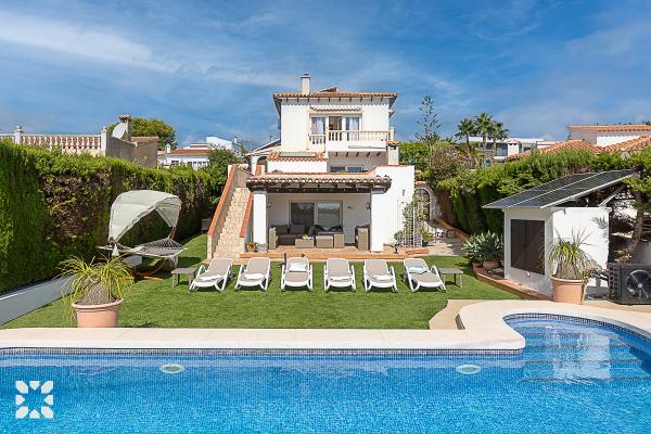 Alquiler villa RICA en calpe