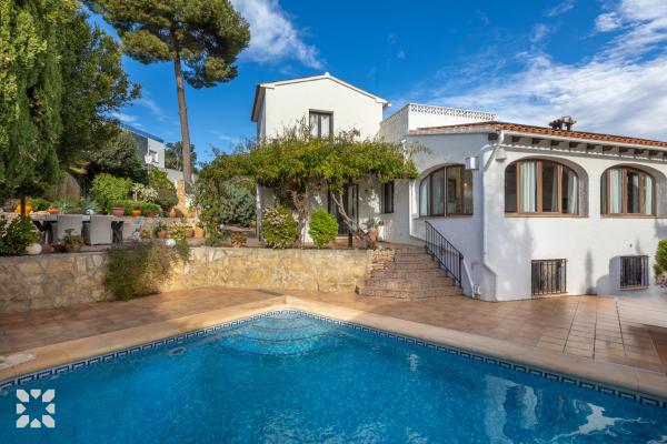Alquiler villa CHILLI en moraira