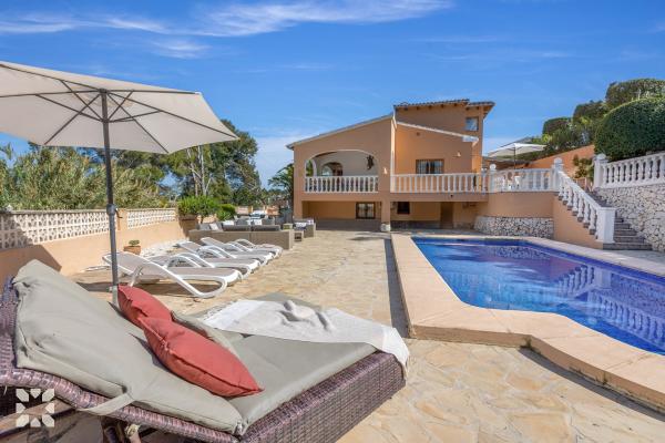 Alquiler villa LOVELY en moraira