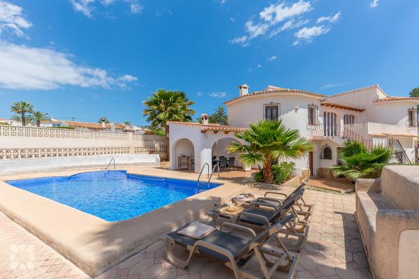 Alquiler villa ESMERALDA en calpe