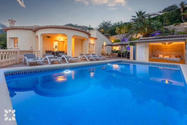 Alquiler villa PLAYA MORAIG en moraira