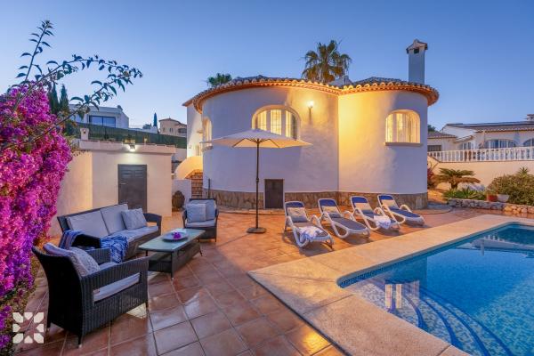 Alquiler villa MACKAY en calpe