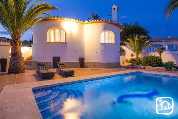 Alquiler villa MACKAY en calpe