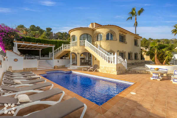 Alquiler villa DIVA en benissa